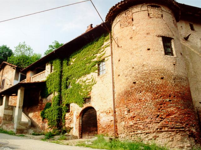Castello dei Marchesi Incisa della Rocchetta (2)
