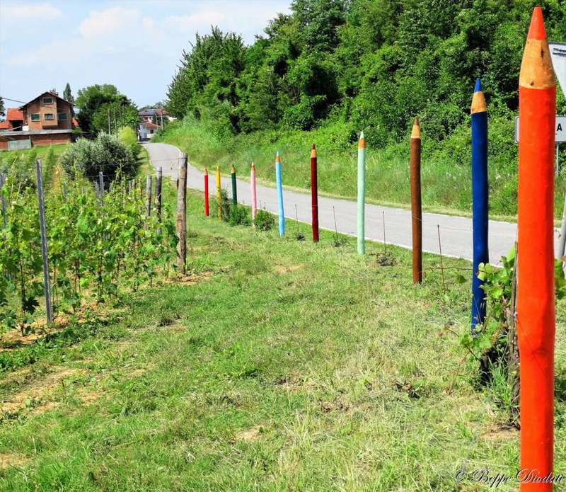 Giant pencils by Aldo Divano | Rocchetta Tanaro